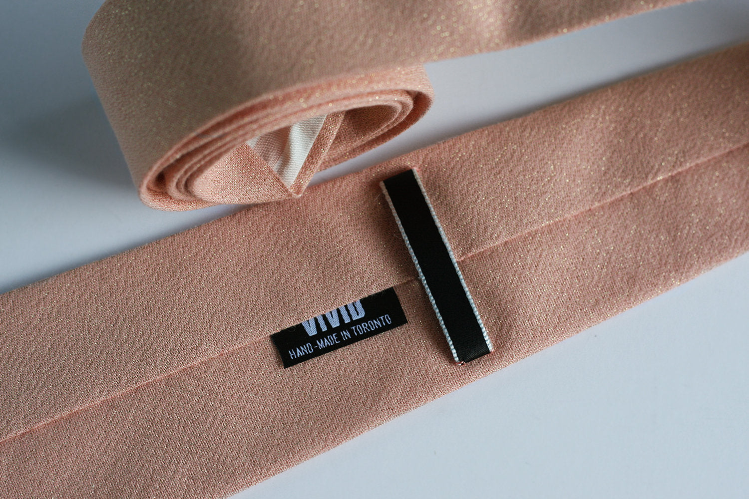 rose gold glitter tie